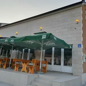 Maison d'hôtes Bedrooms Cerovac
